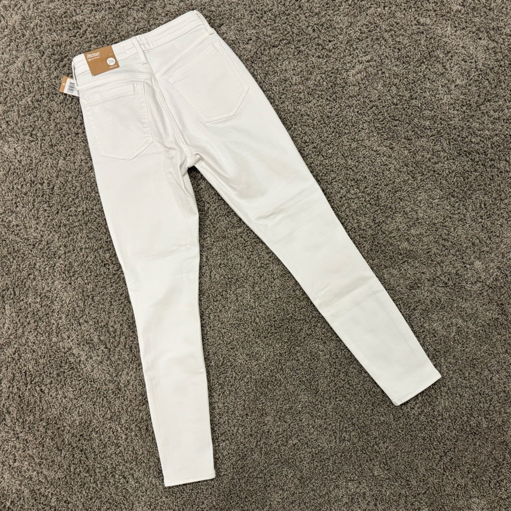 NWT Revtown white high rise skinny jeans, size 26 - Picture 5 of 6
